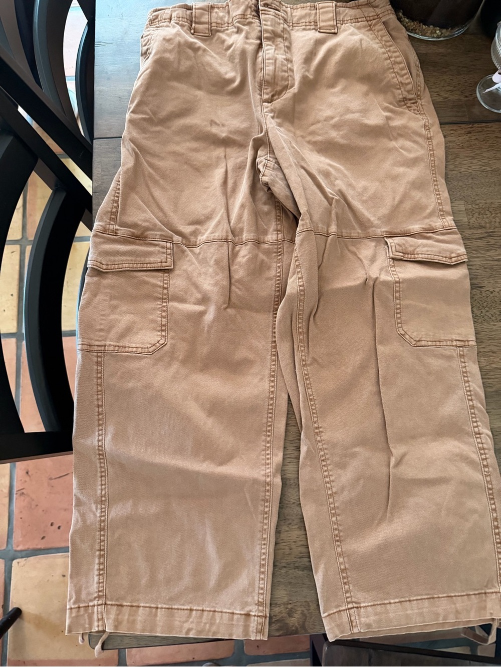 Old Navy Men's Cargo Pants in Light Brown